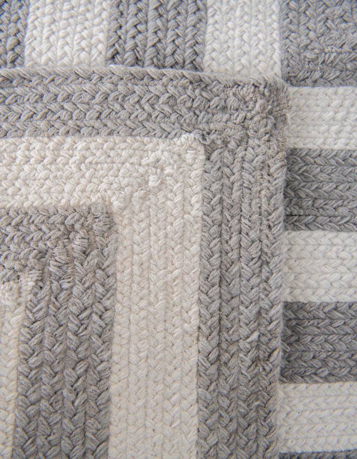Detail image of  2' 7 x 10'  Hand Woven Eco Verse   Washable Indoor / Outdoor Runner Rug