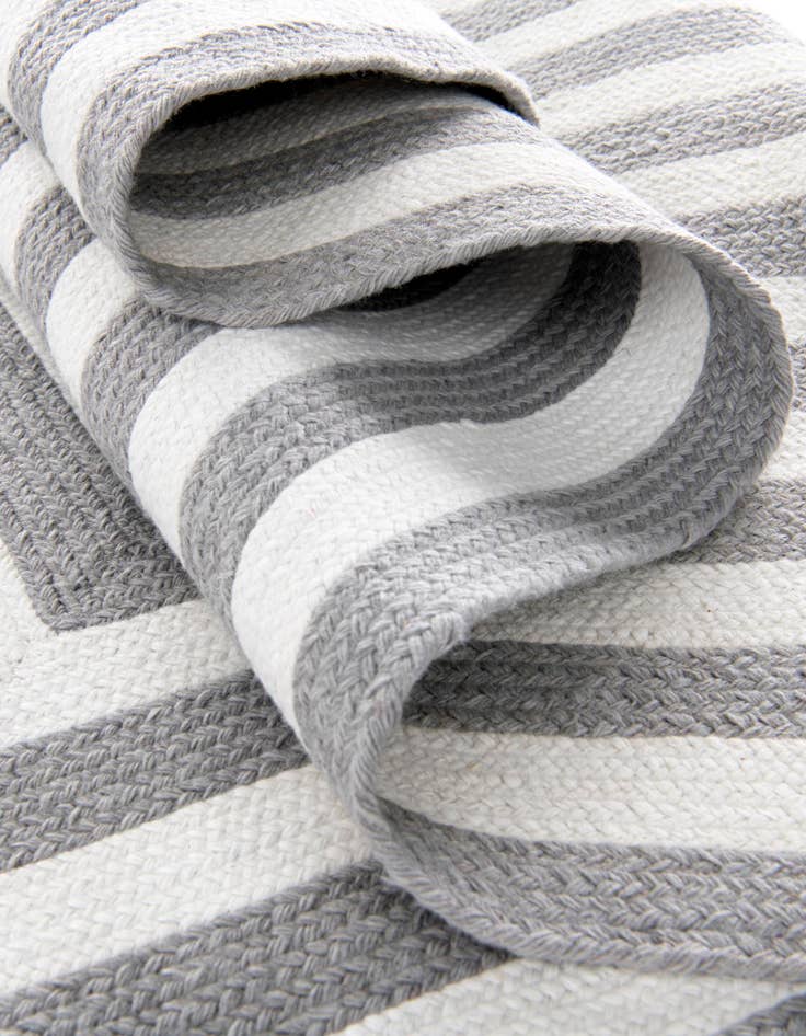 Detail image of  2' 7 x 10'  Hand Woven Eco Verse   Washable Indoor / Outdoor Runner Rug