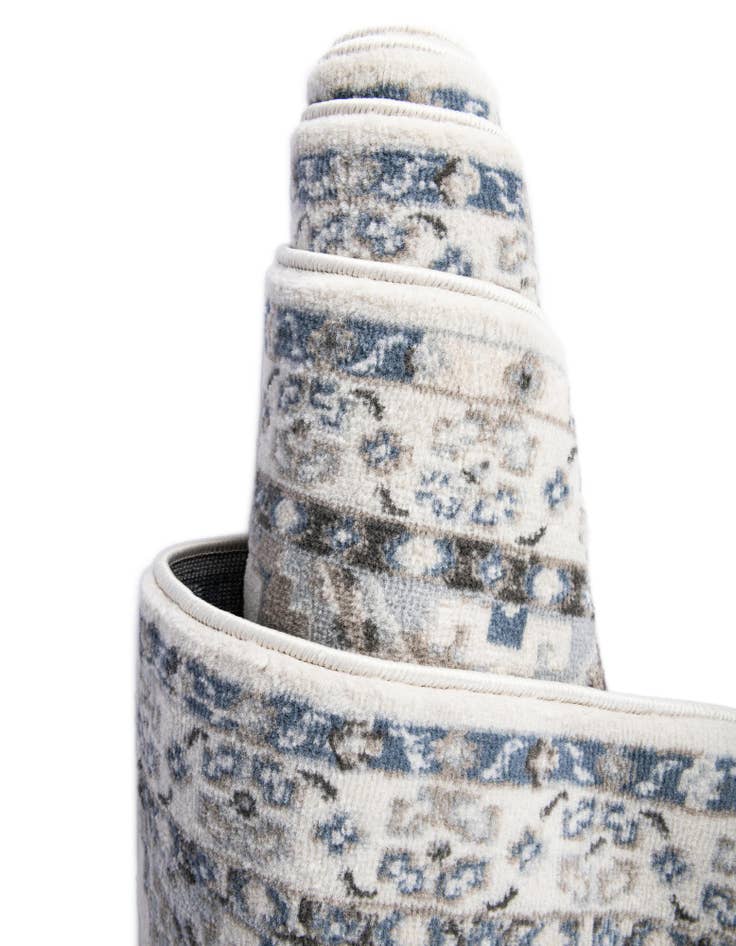 Detail image of  5' 3 x 8' Charlotte Oval Rug