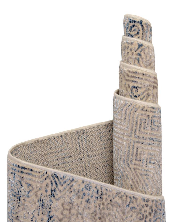 Detail image of  4' x 5' 10 Deepa Rug