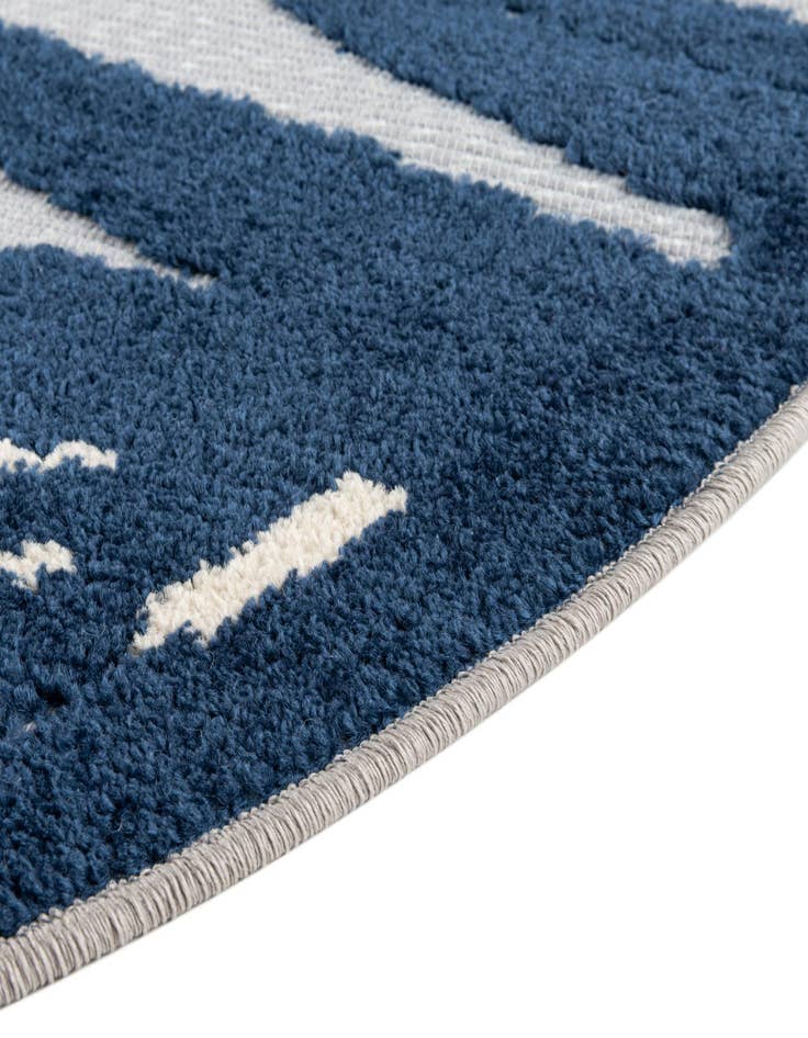 Detail image of  5' 3 x 5' 3  Washable Aruba Indoor / Outdoor Round Rug