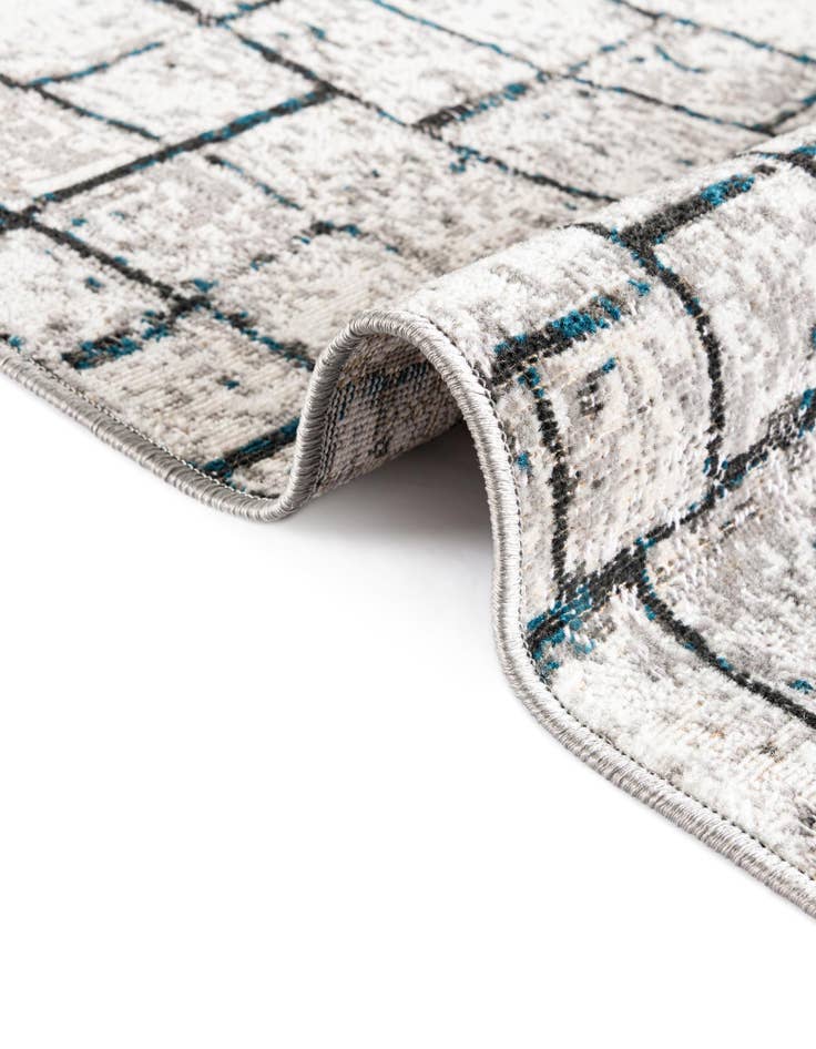 Detail image of  5' 3 x 5' 3 Valencia Round Rug