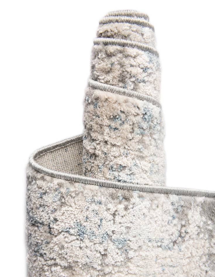 Detail image of  2' 7 x 13' Caspian Runner Rug