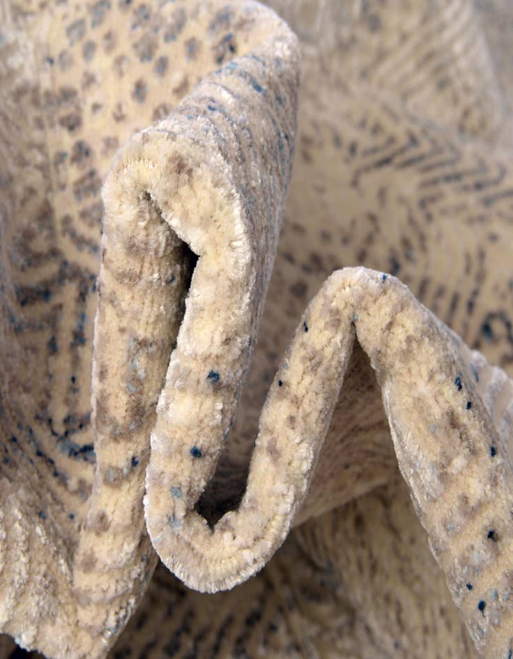 Detail image of  2' x 8' Deepa Runner Rug