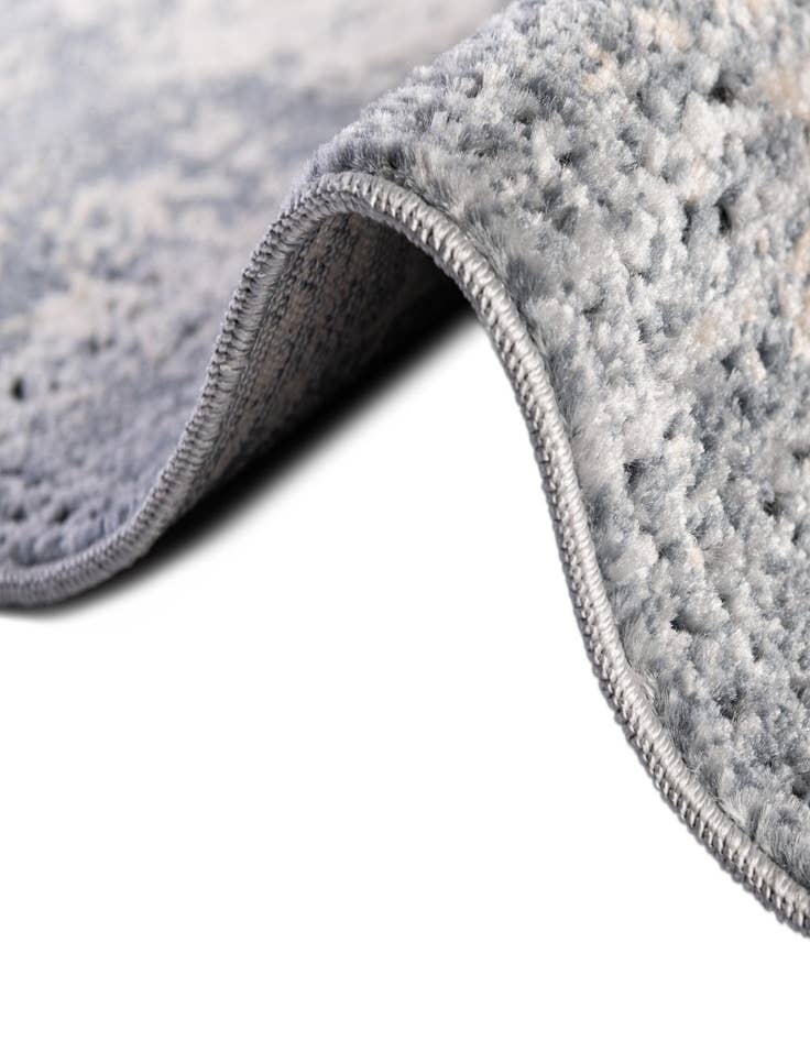 Detail image of  2' 2 x 6' 7 Eliza Runner Rug