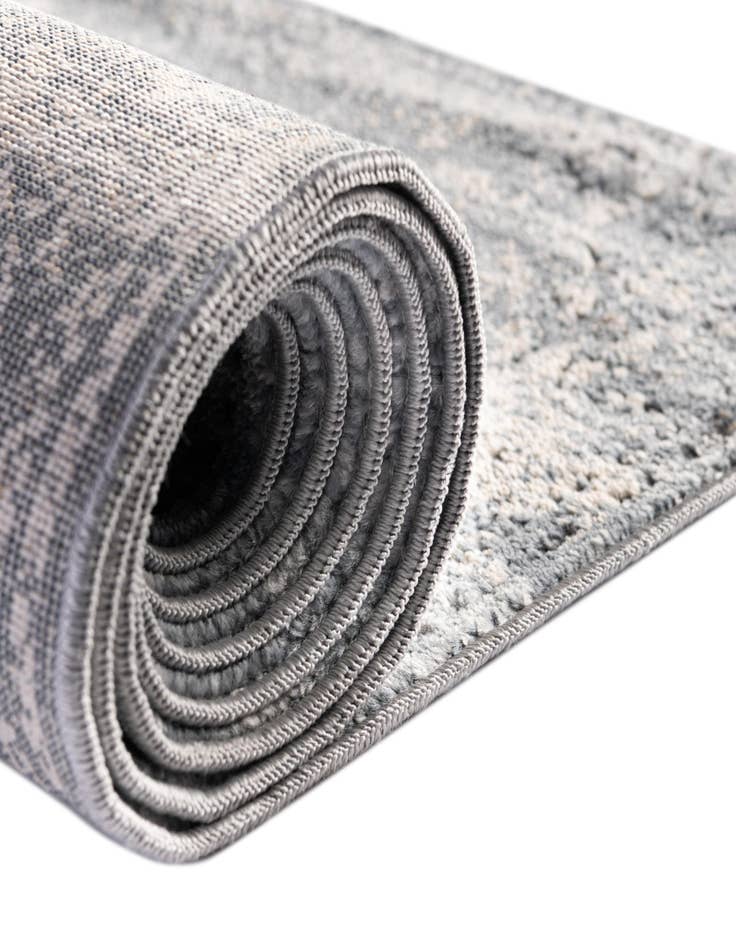 Detail image of  2' 2 x 6' 7 Eliza Runner Rug