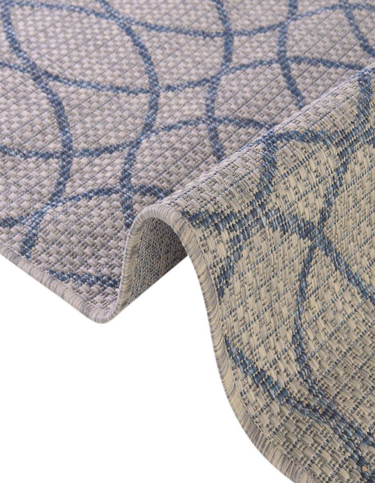 Detail image of  10' x 10'  Washable Lattice Indoor / Outdoor Square Rug