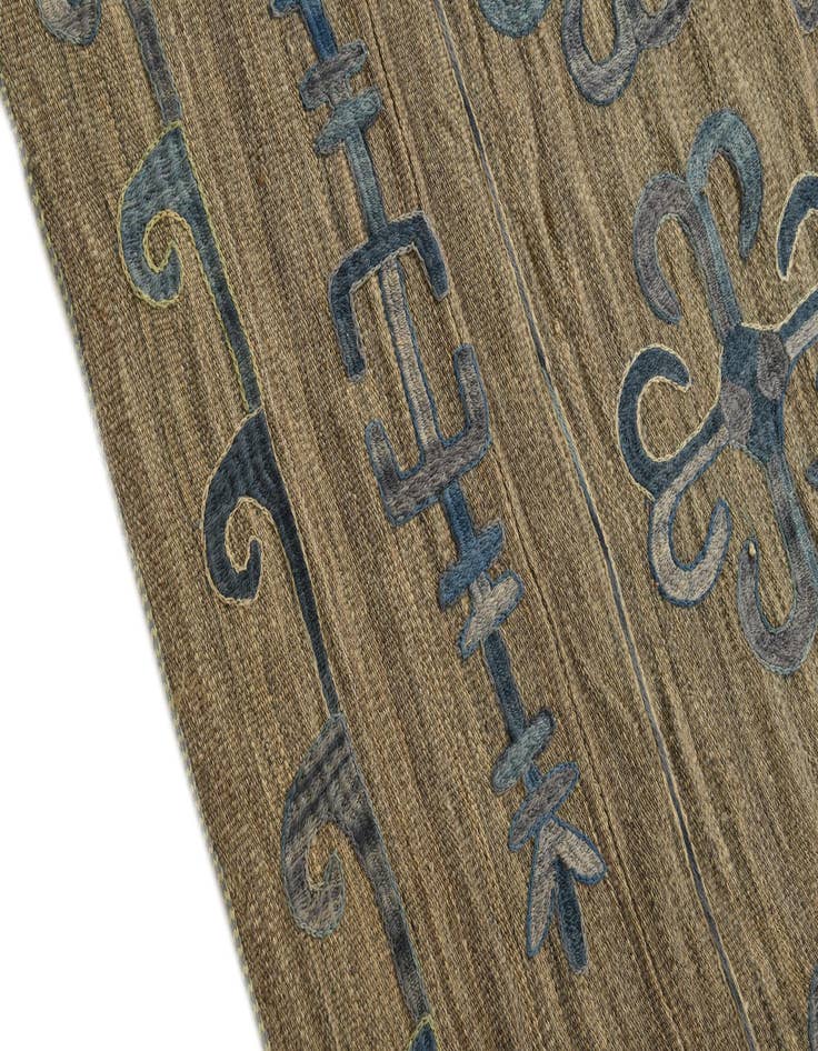 Detail image of  6' 7 x 9'  Hand Woven Kilim Suzani Wool Rug