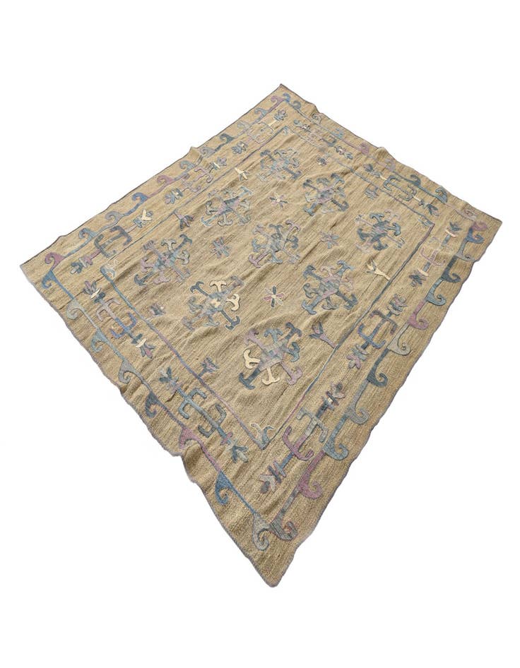 Detail image of  5' 9 x 7'  Hand Woven Kilim Suzani Wool Rug