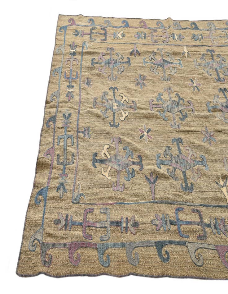 Detail image of  5' 9 x 7'  Hand Woven Kilim Suzani Wool Rug