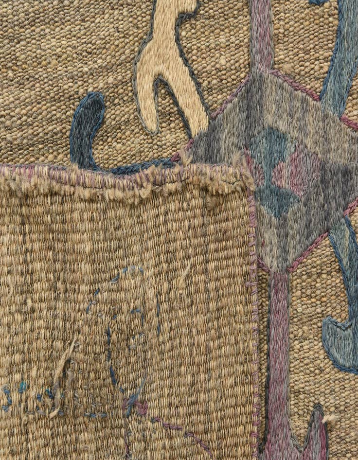 Detail image of  5' 9 x 7'  Hand Woven Kilim Suzani Wool Rug