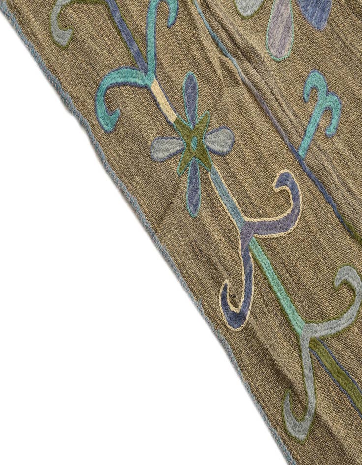 Detail image of  3' 9 x 5' 2  Hand Woven Kilim Suzani Wool Rug