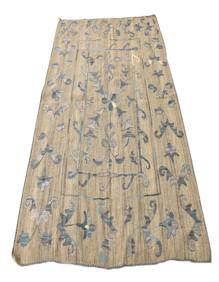 Detail image of  5' 2 x 6' 5  Hand Woven Kilim Suzani Wool Rug