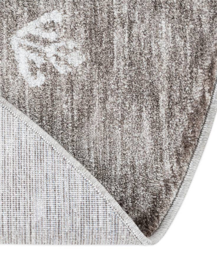 Detail image of  5' 3 x 5' 3 Gabbeh Round Rug