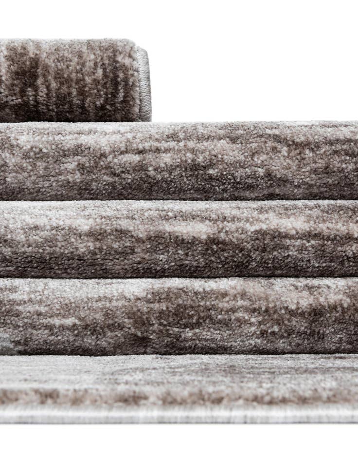 Detail image of  5' 3 x 5' 3 Gabbeh Round Rug