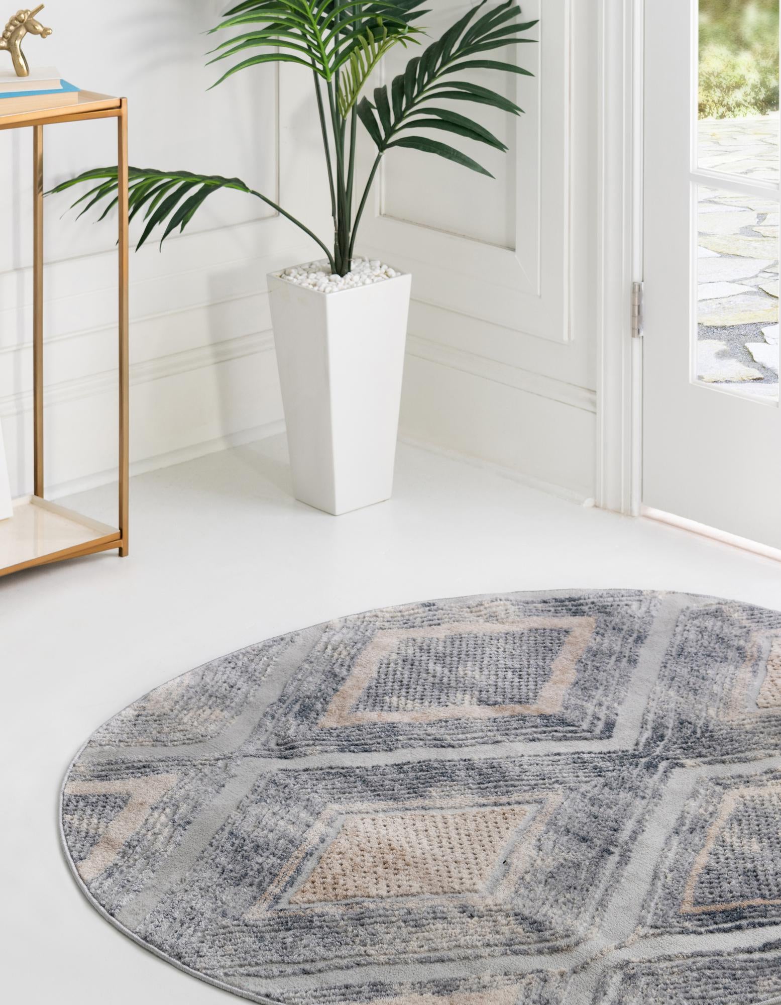 Gray Cream 7' 10 x 7' 10 Caspian Round Rug | Rugs.com