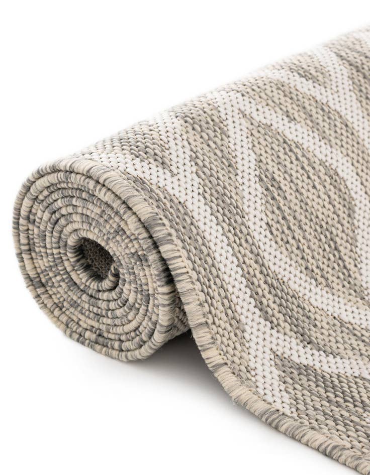 Detail image of  7' 10 x 7' 10  Washable Jill Zarin Turks and Caicos Indoor / Outdoor Square Rug