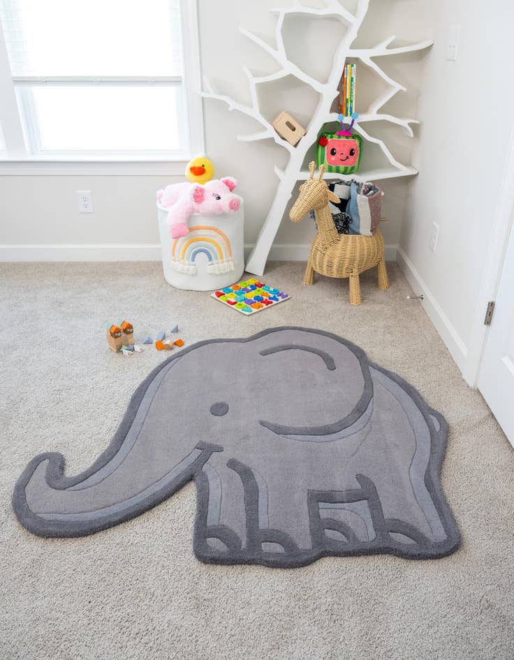 Detail image of  3' 1 x 3' 6 Playtime Kids Wool Freeform Rug