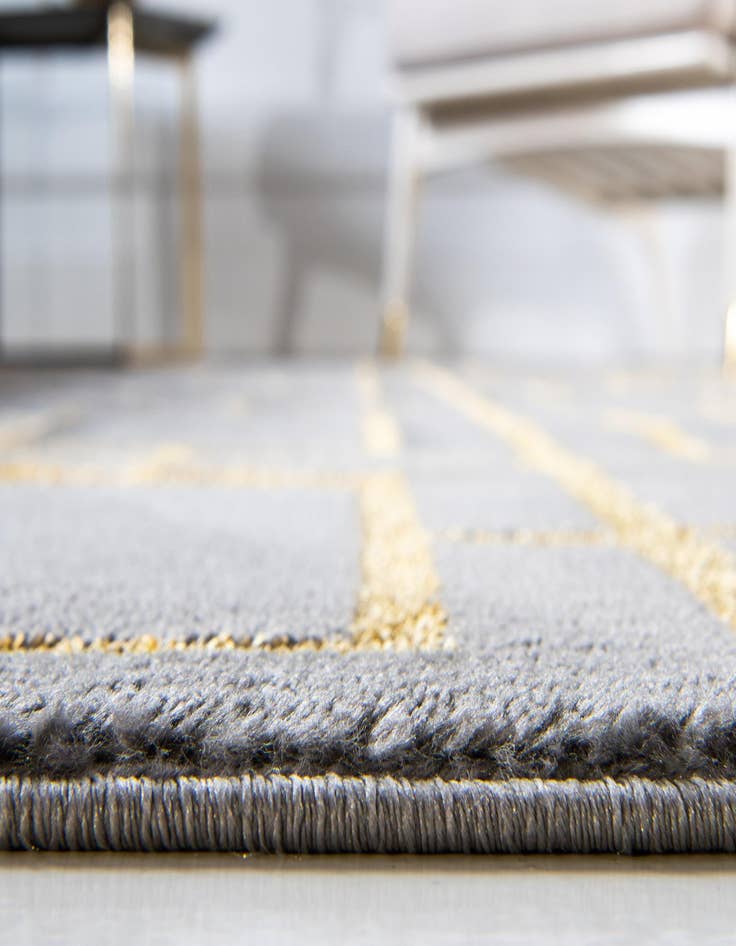 Detail image of  7' 10 x 7' 10  Marilyn Monroe&trade; Glam Deco Round Rug