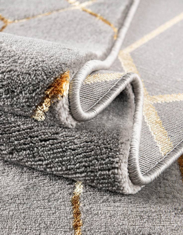 Detail image of  7' 10 x 7' 10  Marilyn Monroe&trade; Glam Trellis Square Rug