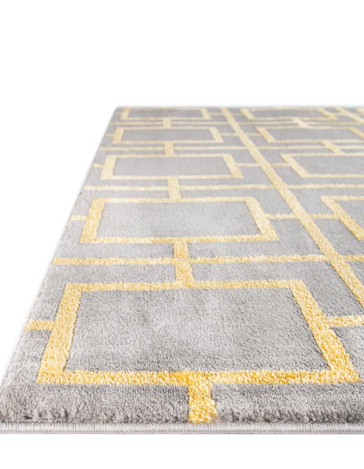 Detail image of  7' 10 x 7' 10  Marilyn Monroe™ Glam Deco Square Rug