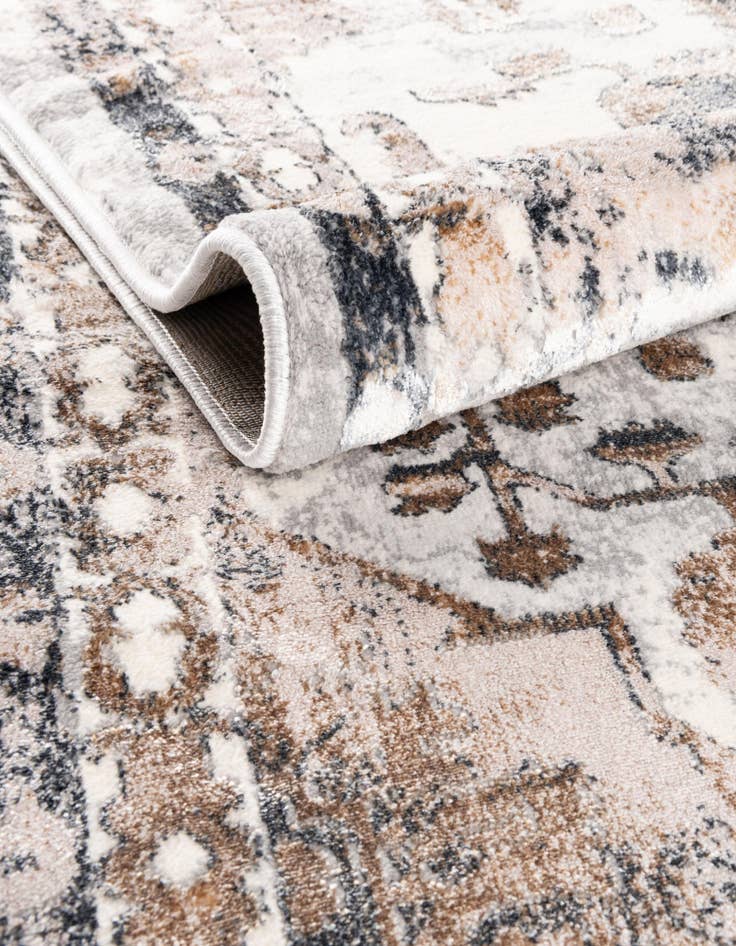 Detail image of  5' 3 x 5' 3 Highbury Octagon Rug