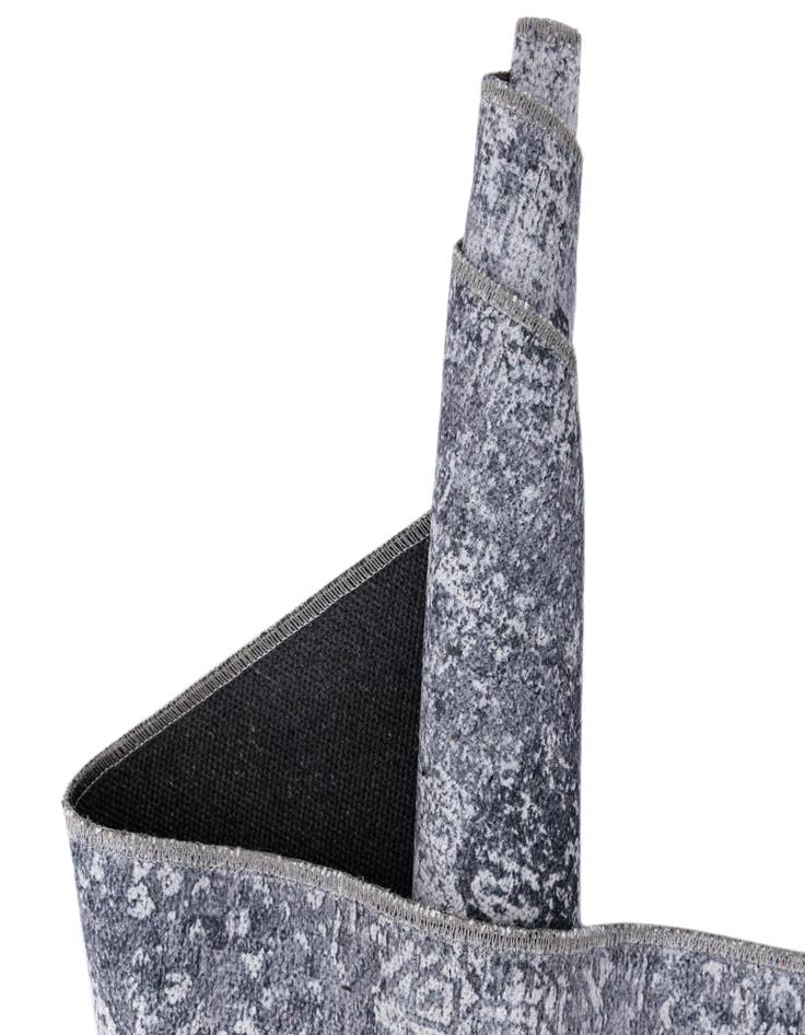 Detail image of  7' 10 x 7' 10  Washable Yara Octagon Rug