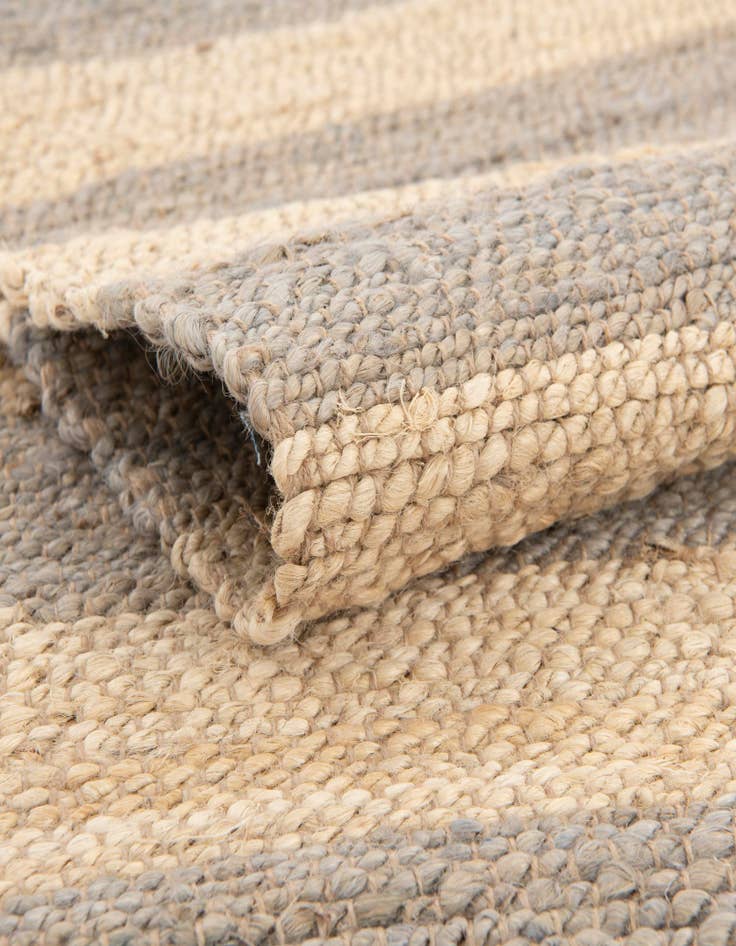 Detail image of  7' 10 x 10'  Hand Braided Jute Rug