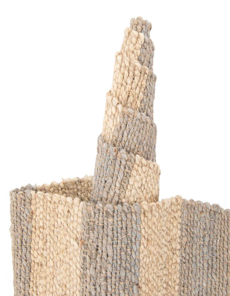 Detail image of  7' 10 x 10'  Hand Braided Jute Rug