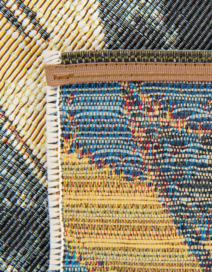 Detail image of  2' x 4'  Washable Botanical Indoor / Outdoor Runner Rug