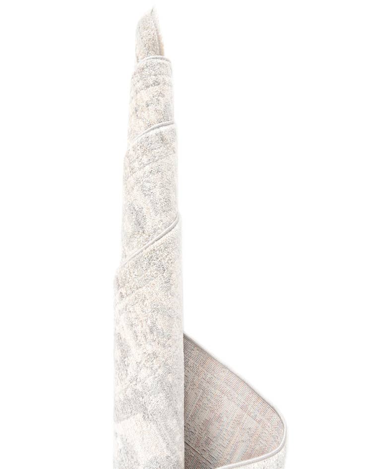 Detail image of  7' 10 x 7' 10 Lola Octagon Rug