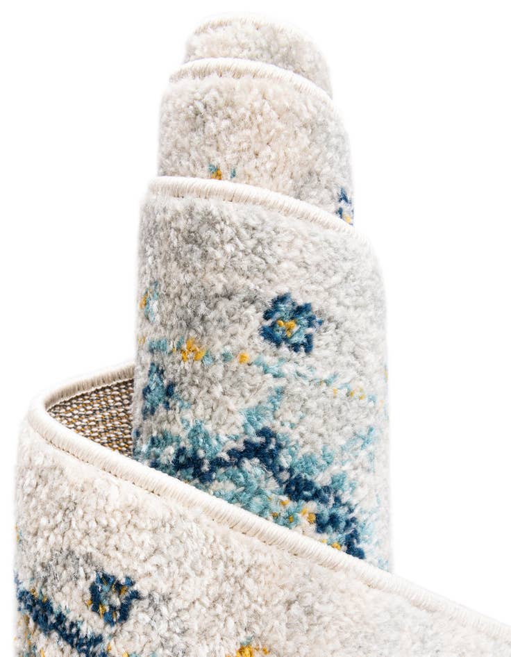 Detail image of  7' 10 x 7' 10 Madeline Vintage Octagon Rug