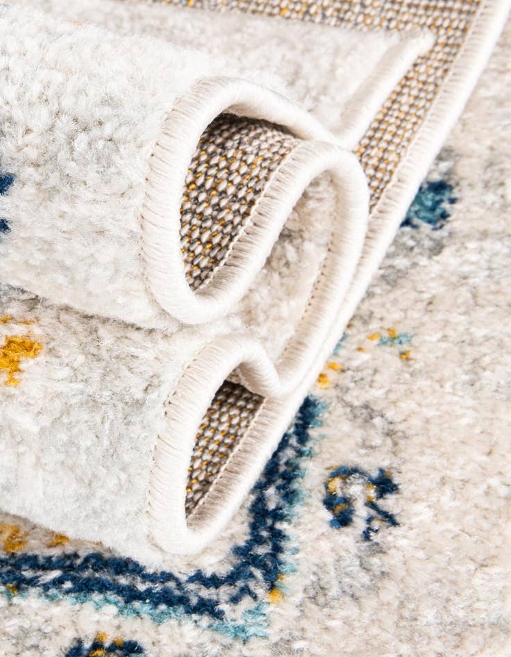 Detail image of  7' 10 x 7' 10 Madeline Vintage Octagon Rug