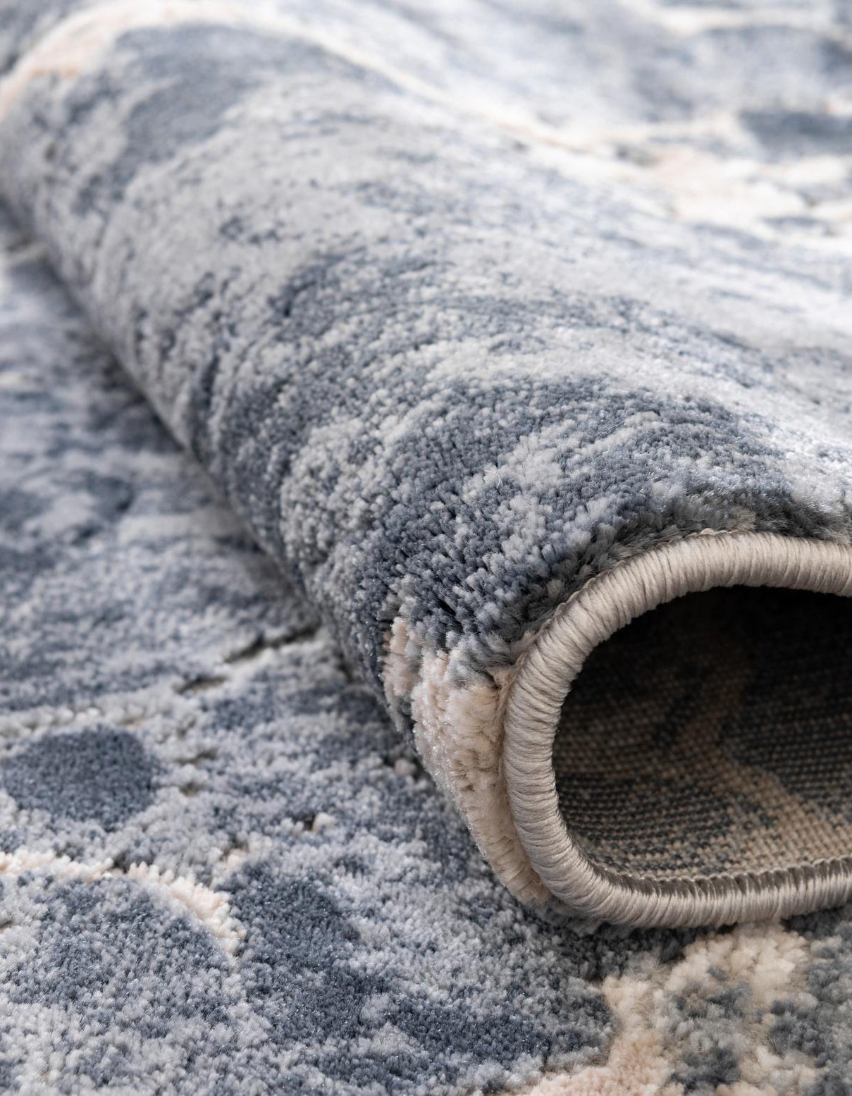 Gray 6' x 6' Oasis Octagon Rug | Rugs.com