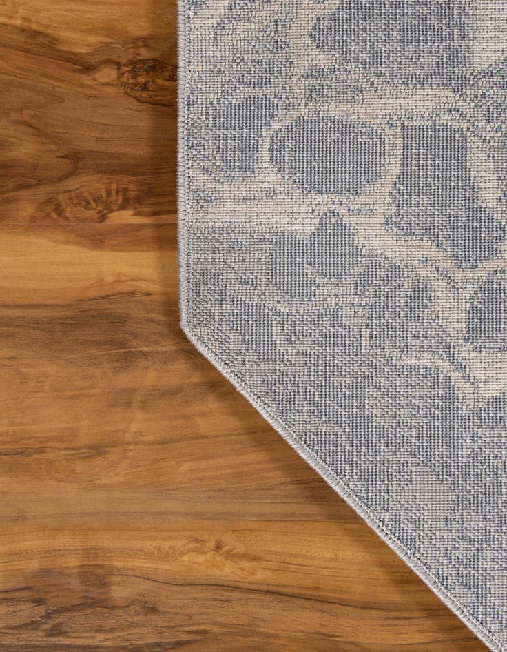 Detail image of  6' x 6' Oasis Octagon Rug