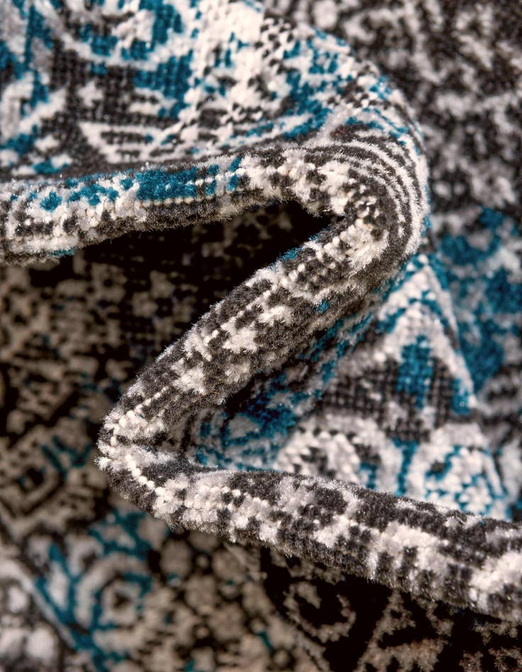 Detail image of  3' 3 x 5' 3 Aarhus Oval Rug