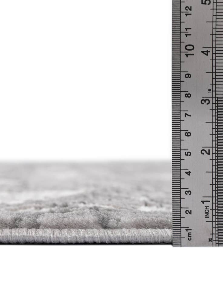 Detail image of  3' 3 x 5' 3 Boston Oval Rug