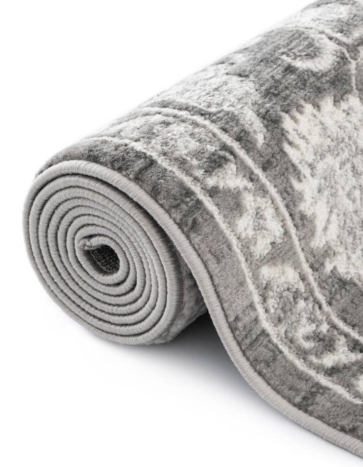 Detail image of  3' 3 x 5' 3 Boston Oval Rug