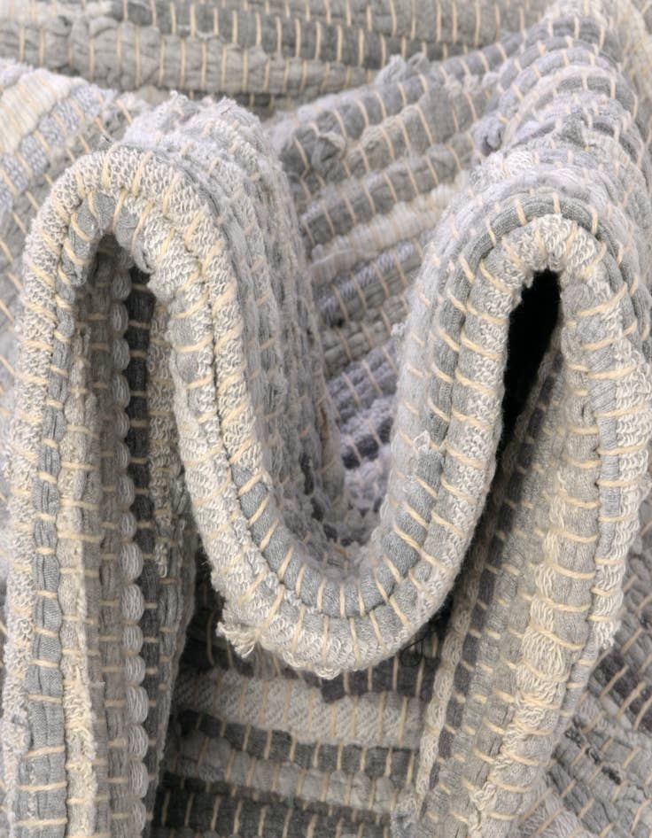 Detail image of  8' x 10' Chindi Cotton Oval Rug