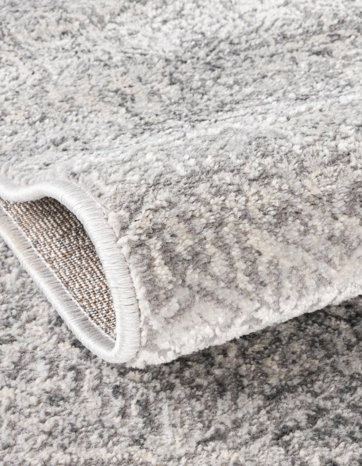 Detail image of  5' 3 x 8' Finsbury Oval Rug