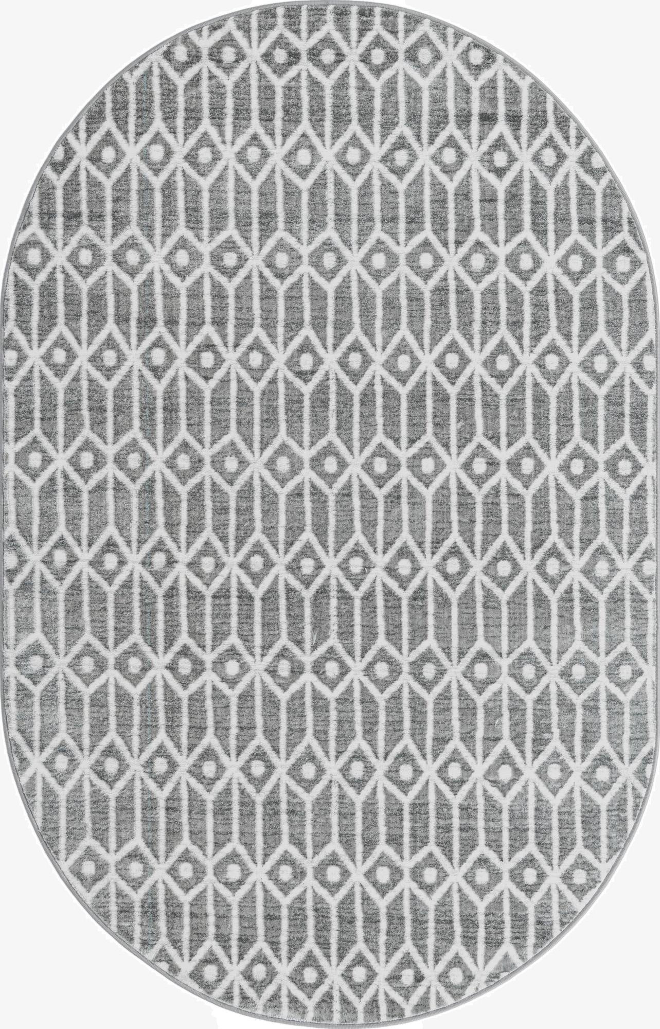  5' 3 x 8' Lattice Trellis Oval Rug