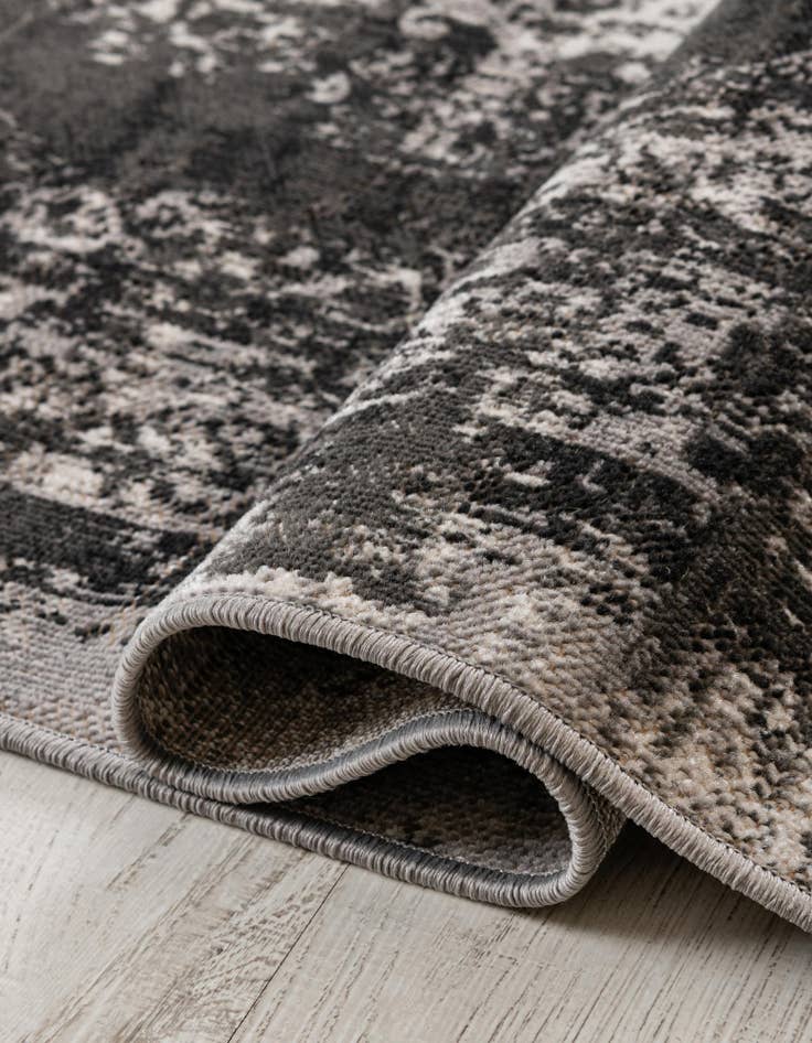 Detail image of  3' 3 x 5' 3 Lucerne Oval Rug