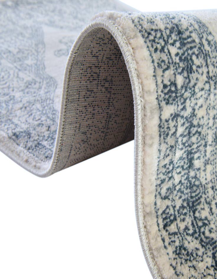 Detail image of  5' 3 x 8' Newport Oval Rug