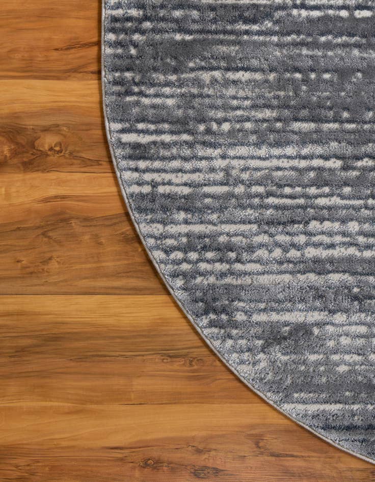 Detail image of  8' x 10' Oasis Oval Rug