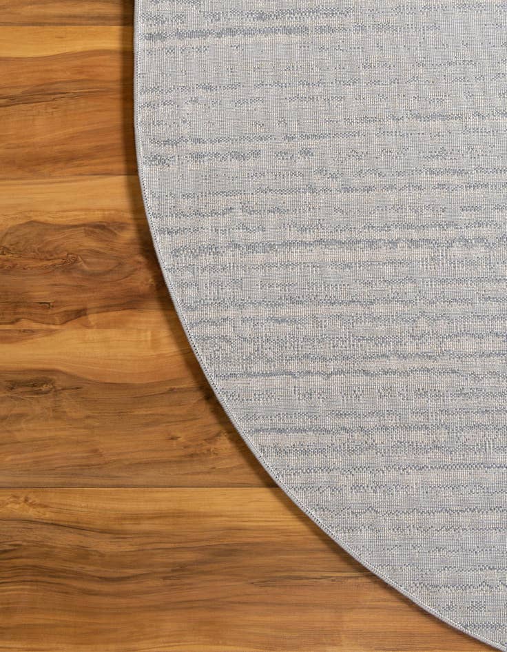 Detail image of  8' x 10' Oasis Oval Rug