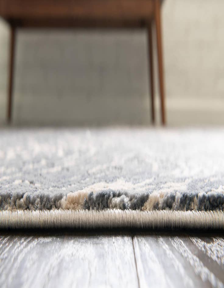 Detail image of  5' x 8' Oasis Oval Rug