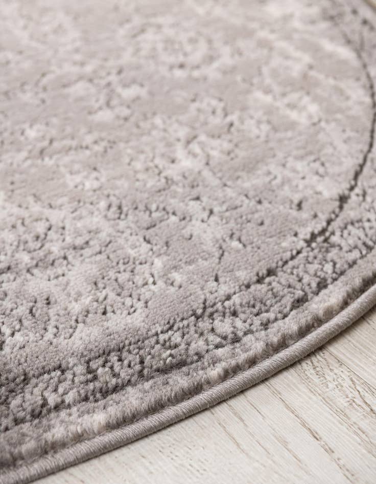 Detail image of  4' x 6' Oregon Oval Rug