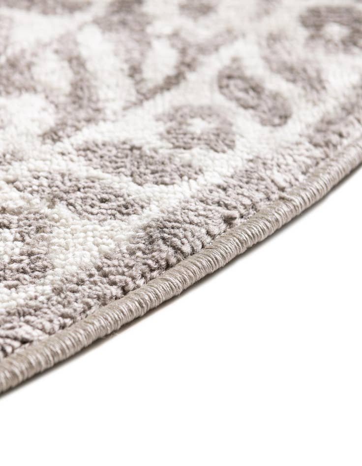 Detail image of  8' x 10' Oxford Oval Rug