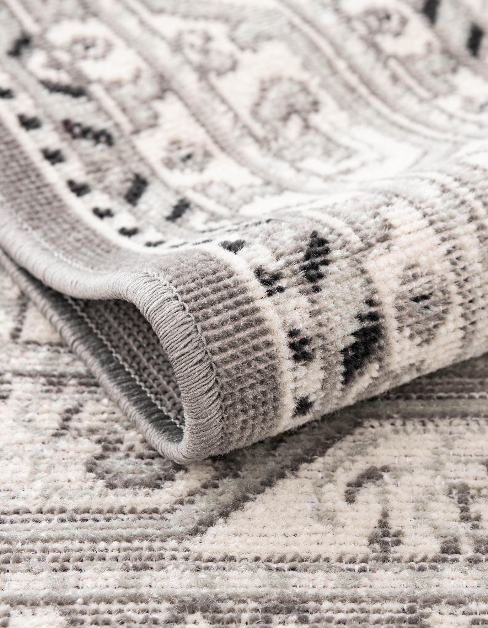 Gray 5' 3 x 8' SoHo Oval Rug | Rugs.com