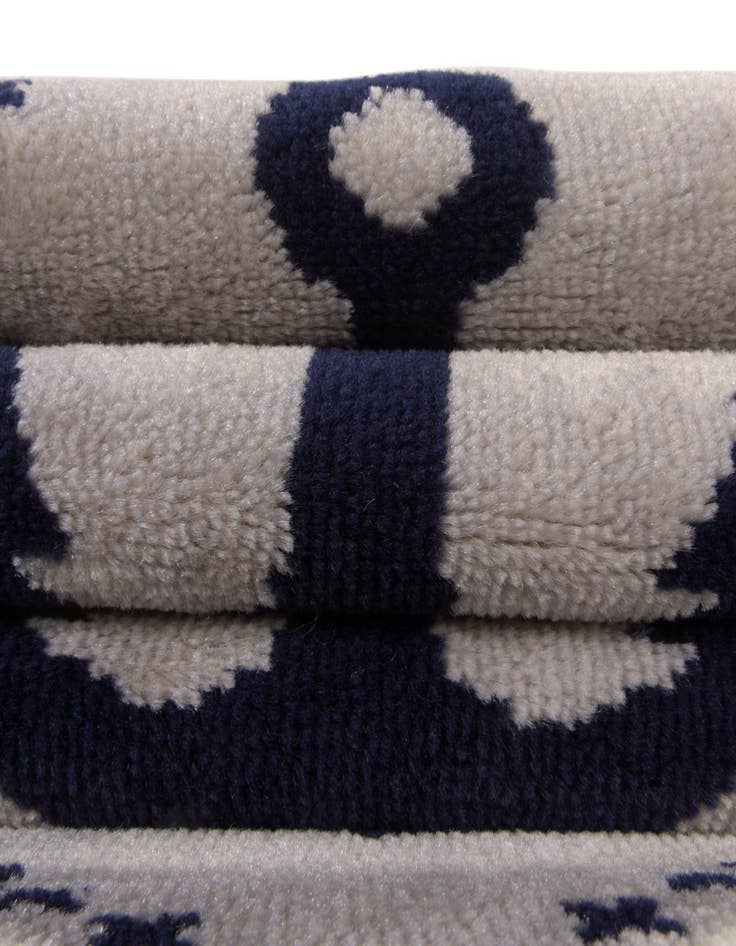 Detail image of  3' 3 x 5' 3 Sydney Oval Rug